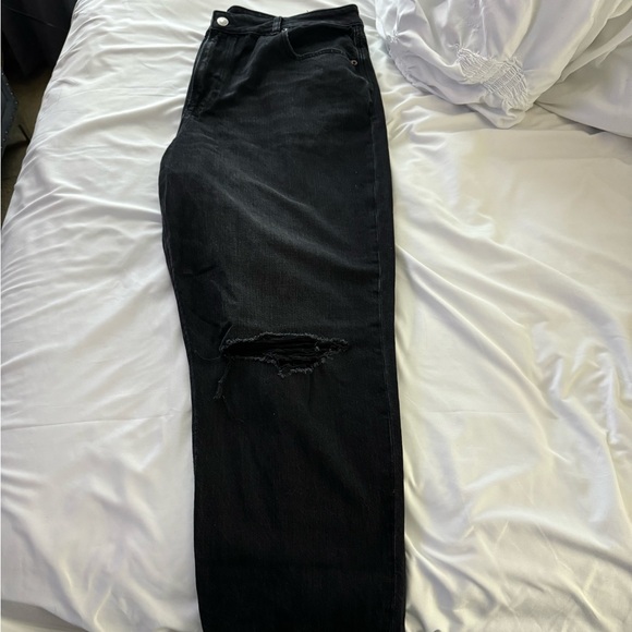 Black American Eagle high rise jeans size 14 - Picture 2 of 5